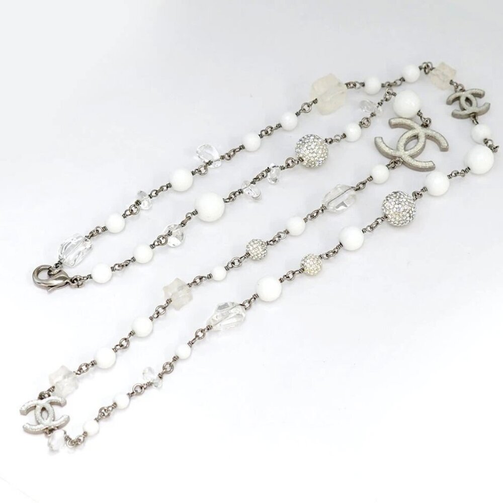 CHANEL CC Logos White Stone Gripoix Cube Necklace 36" Silver Tone B10A Auth - Picture 3 of 7